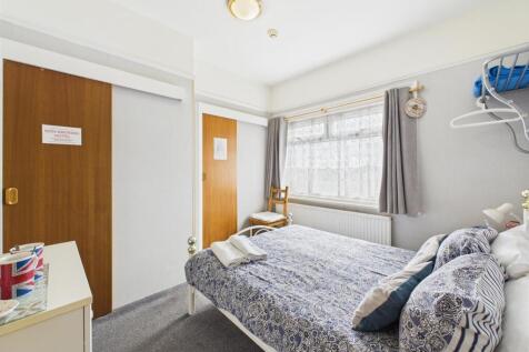 Letting rooms: