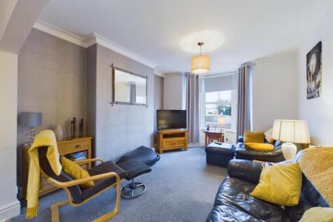 Lounge: