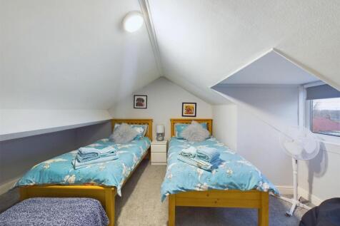 Bedroom: