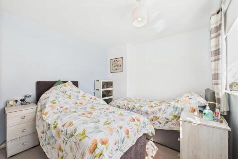 Bedroom: