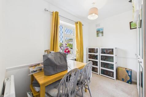 Bedroom: