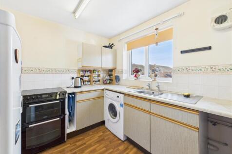 Kitchen: