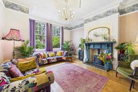 Lounge: