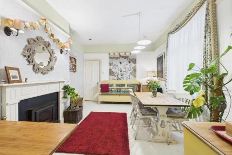 Breakfast room: