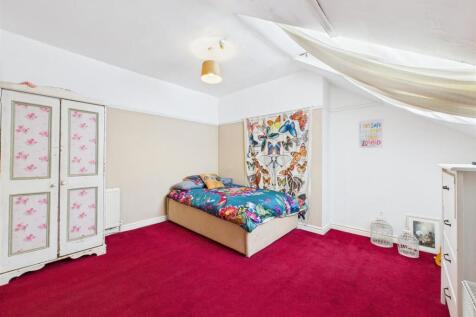 Bedroom: