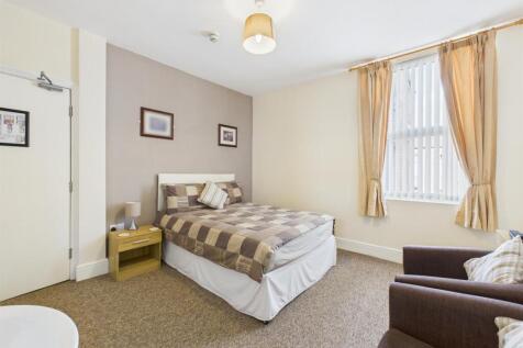 Bedroom: