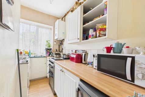 Kitchen:
