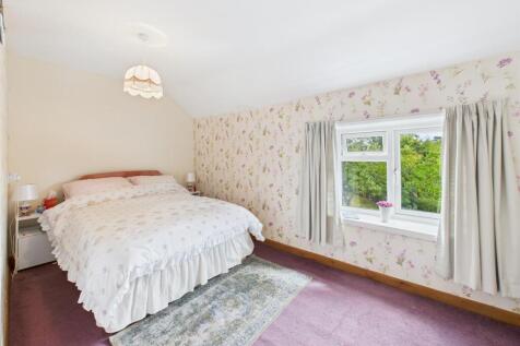 Bedroom: