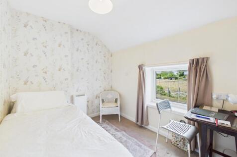 Bedroom: