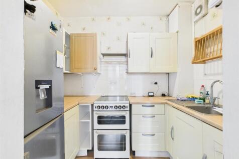 Kitchen: