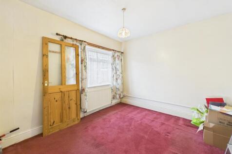 Bedroom: