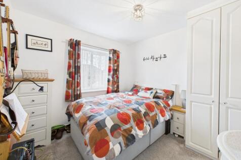 Bedroom: