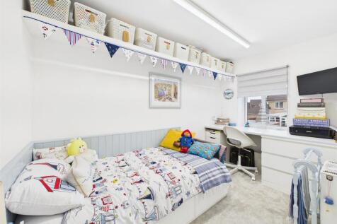 Bedroom: