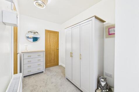 Bedroom: