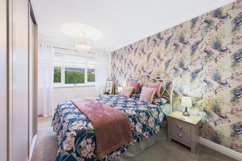 Bedroom: