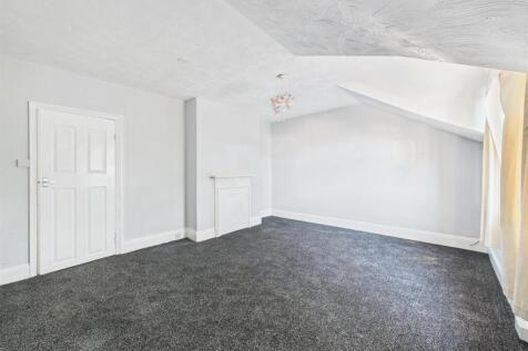 Bedroom: