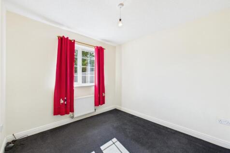 Bedroom: