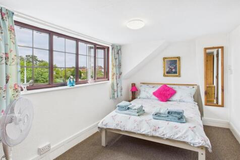 Bedroom: