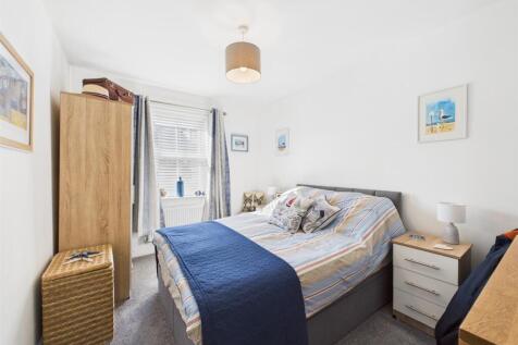 Bedroom: