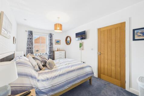 Bedroom: