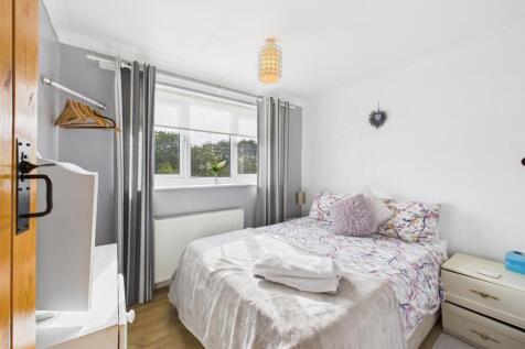 Bedroom: