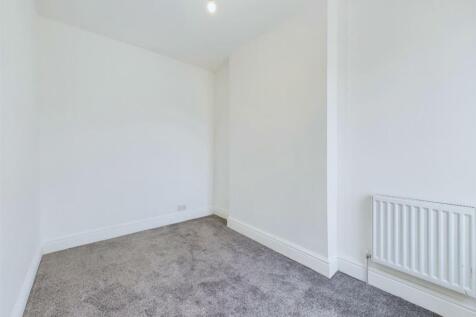 Bedroom: