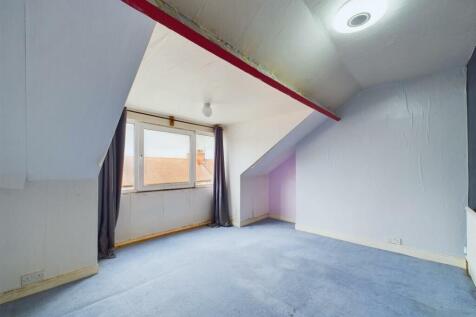 Bedroom: