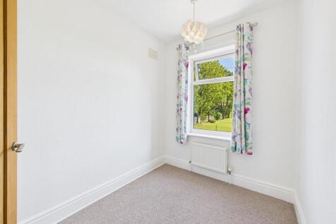 Bedroom: