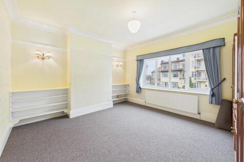 Bedroom: