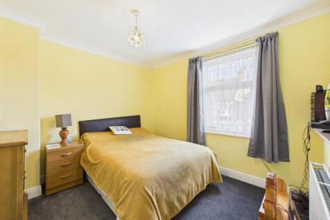 Bedroom: