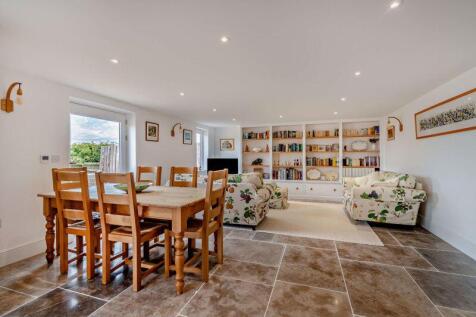 Dining Family Area