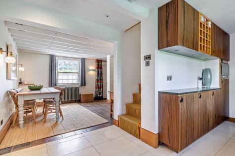 Kitchen open to Dining Area