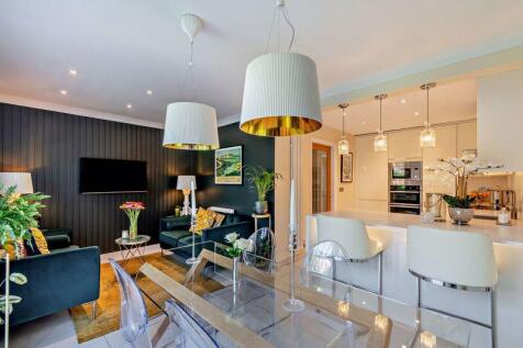 Kitchen, Dining Family Room