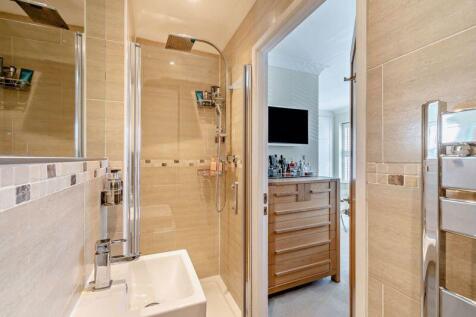 Ensuite Shower