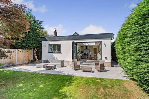 Outdoor Entertaining Area