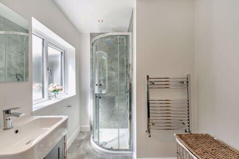 Ensuite Shower