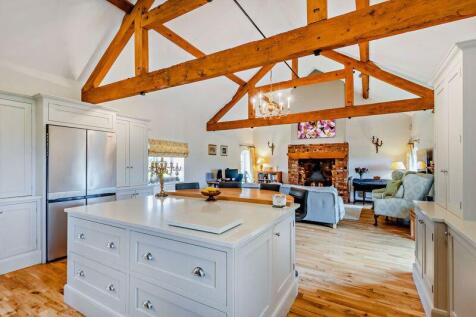 Open Plan Kitchen/Dining