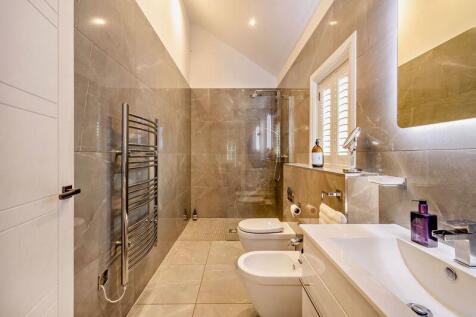 Master Bedroom Ensuite