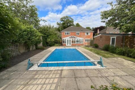 Rear Garden.jpeg