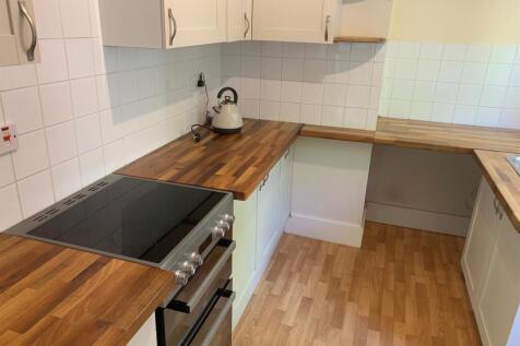 HR Kitchen.jpg