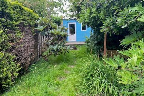 garden shed.jpg
