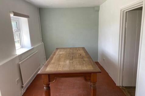 2025 Dining Area.jpg