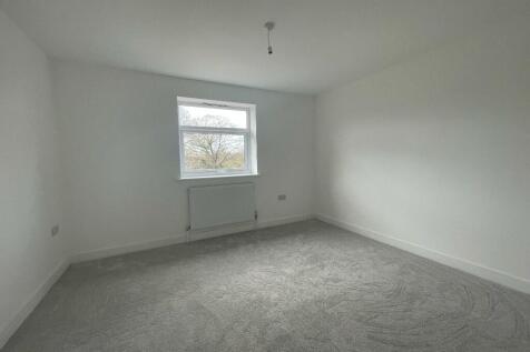 3 Bedrooms 