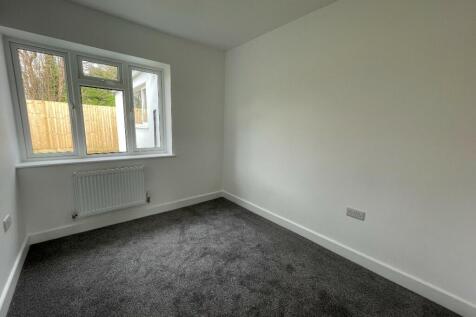 Bedroom 3 / Study