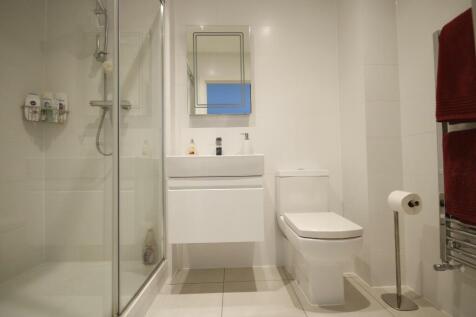 En-Suite Shower Rm