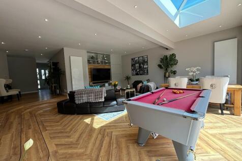 Open Plan Living 