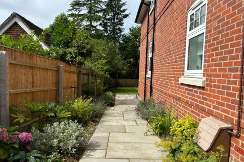 Communal Gardens 