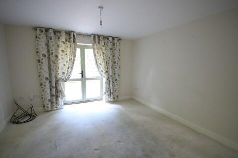 Rear Facing Lounge 