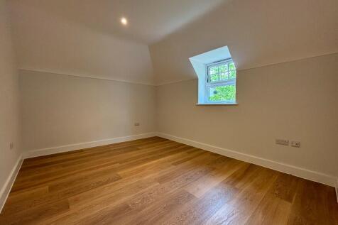 2 Double Bedrooms 