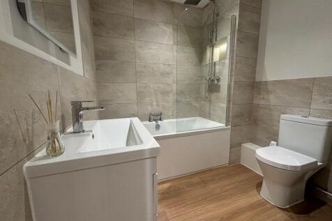 Luxury Bathroom 